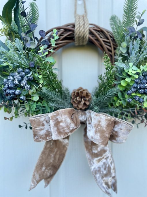 Christmas Forager Mini Moon (Gold) - Image 4