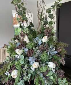 Whispering Woodland: Asymmetrical Display