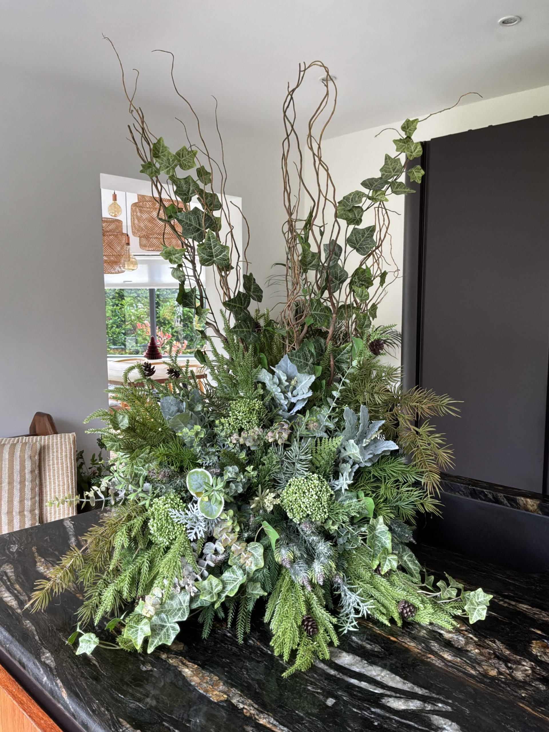 Greenery Only: Asymmetrical Display - Image 3