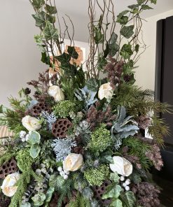 Alternative view of Whispering Woodland: Asymmetrical Display